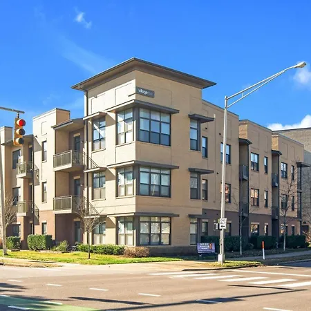 Refreshing 2 Bedroom, 3 Bed Nashville Condo W Free Parking Near Restaurants